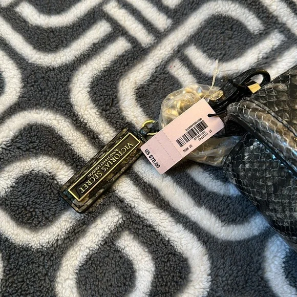 Victoria’s Secret Purse - Picture 6 of 7